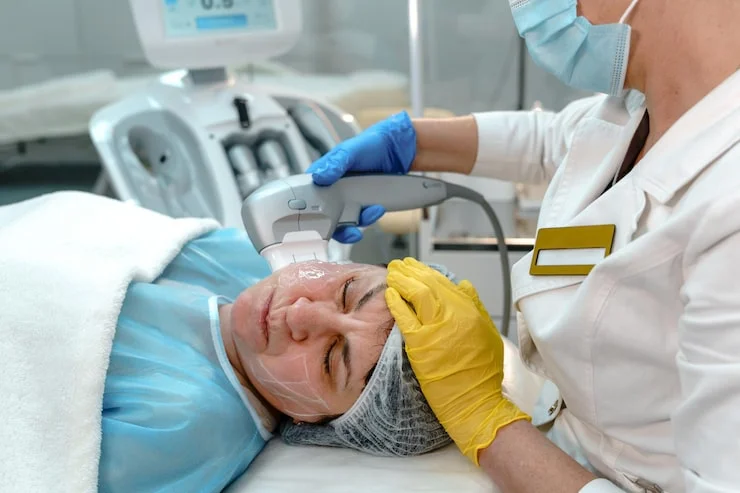 Skin tightening treatment FAQ at Varadhi Hair N Glow Hair Transplant & Skin Laser Clinic, Vijayawada, Andhra Pradesh